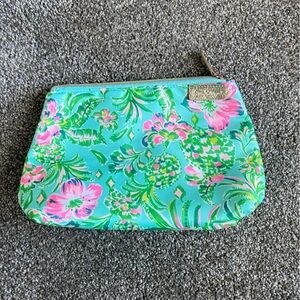 New Lilly Pulitzer make-up bag